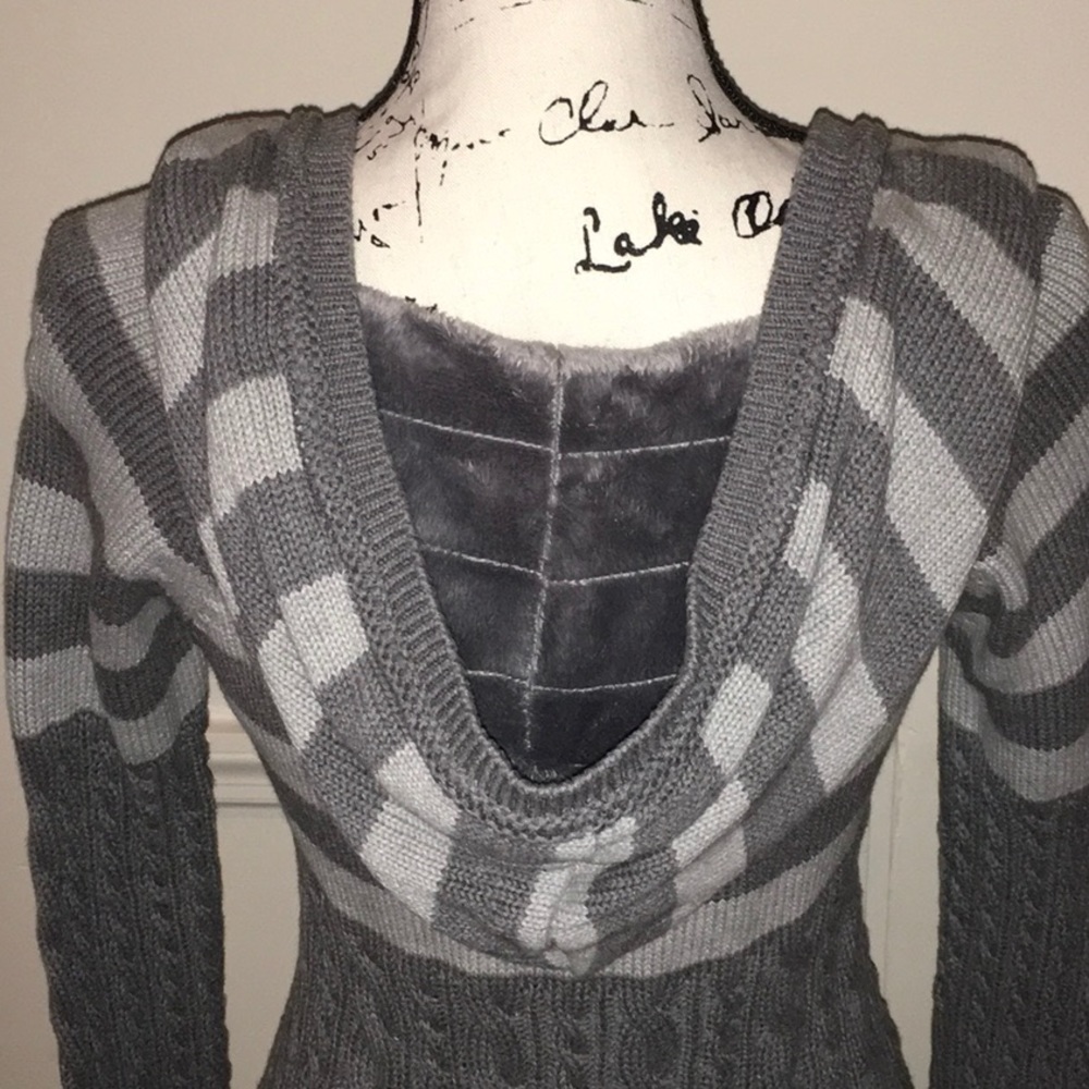 Tokyo brand Sweater Dress - Picture 5 of 6